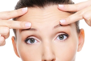 Фейсбилдинг от морщин на лбу