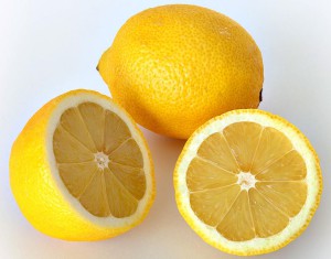 лимонная вода