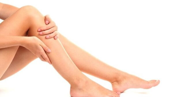 Варикоз вен на ногах лечение солевыми повязками 