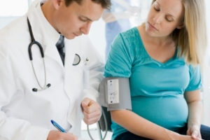 Как поднять давление при беременности