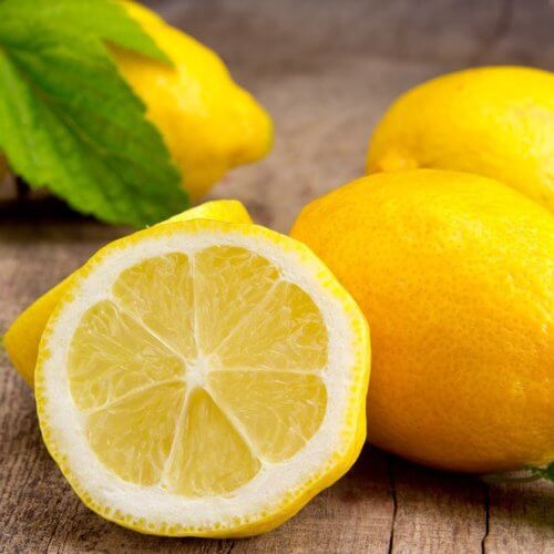 Лимон быстро избавит от проблем с ногтями 