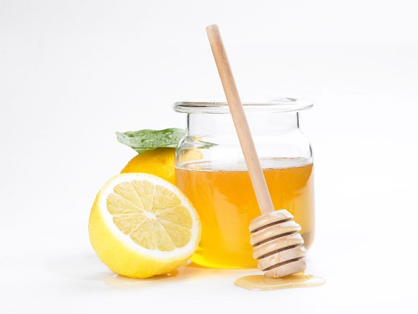 Лимон и мёд от боли в горле