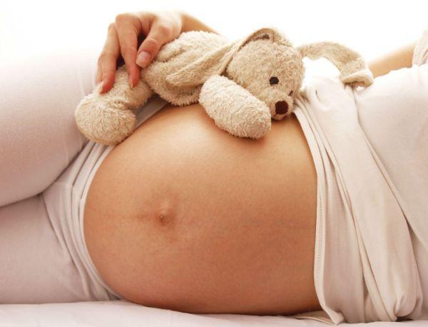 Не стоит лечиться йодом во время беременности 