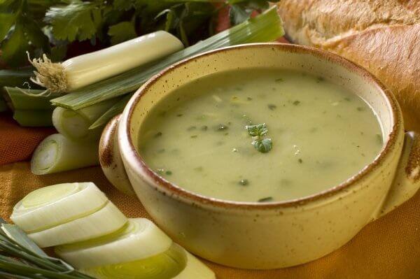 Суп из сельдерея и петрушки