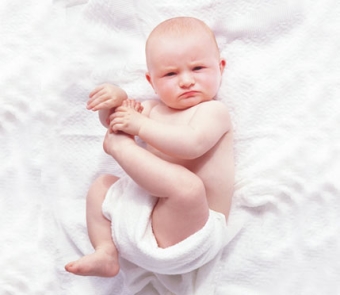 Как избавиться от пупочной грыжи у новорожденных