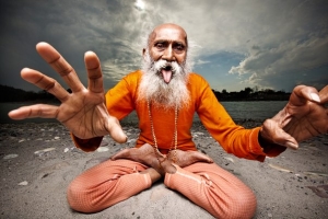 Индийские йоги на страже здоровья глаз