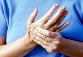Онемение пальцев правой и левой руки: причины и лечение в домашних условиях