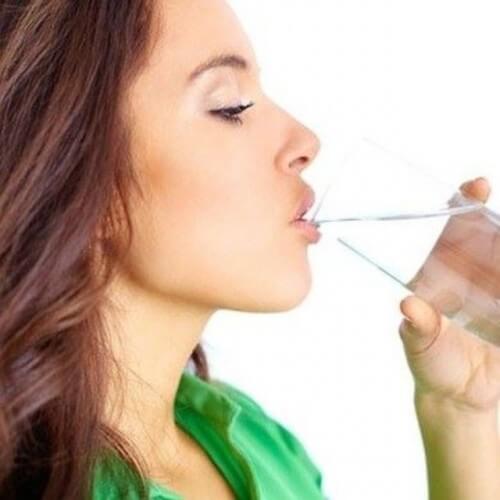 Пить жидкость во время гриппа