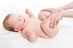 Как избавиться от пупочной грыжи у новорожденных