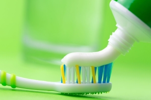 Роль зубной пасты