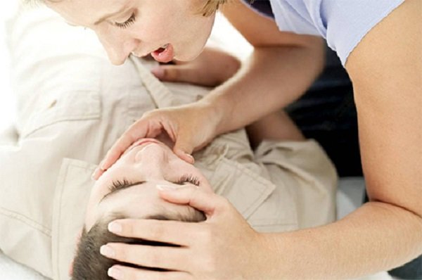 Обморок при инсульте Что делать при инсульте